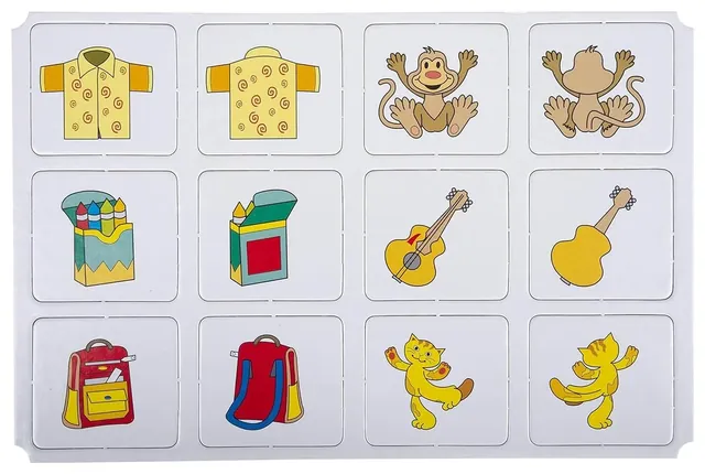 Picture cards of a shirt, a monkey, a guitar and a school bag, each seen from the front and from behind